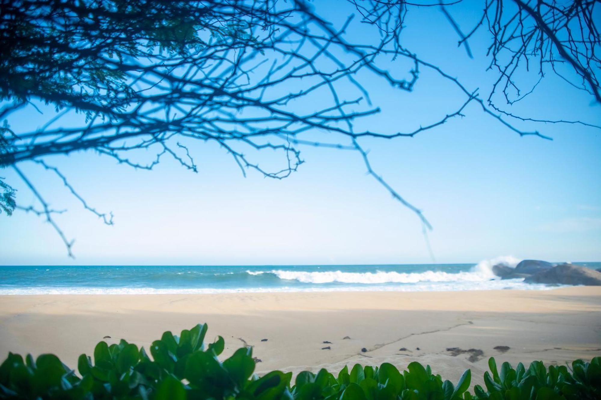 Nikara Luxury Beach House Tissamaharama Esterno foto